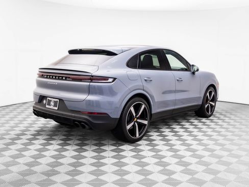 Certified 2024 Porsche Cayenne S image 8