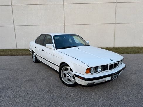 Used 1991 BMW M5 RWD image 11