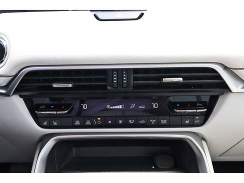 Used 2024 MAZDA CX-90 3.3 Turbo S w/ Premium Package image 26