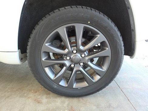 Used 2019 Jeep Grand Cherokee High Altitude AWD/4WD image 69