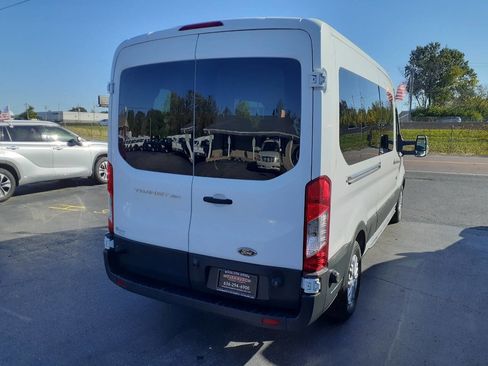 Used 2016 Ford Transit 350 XL image 5
