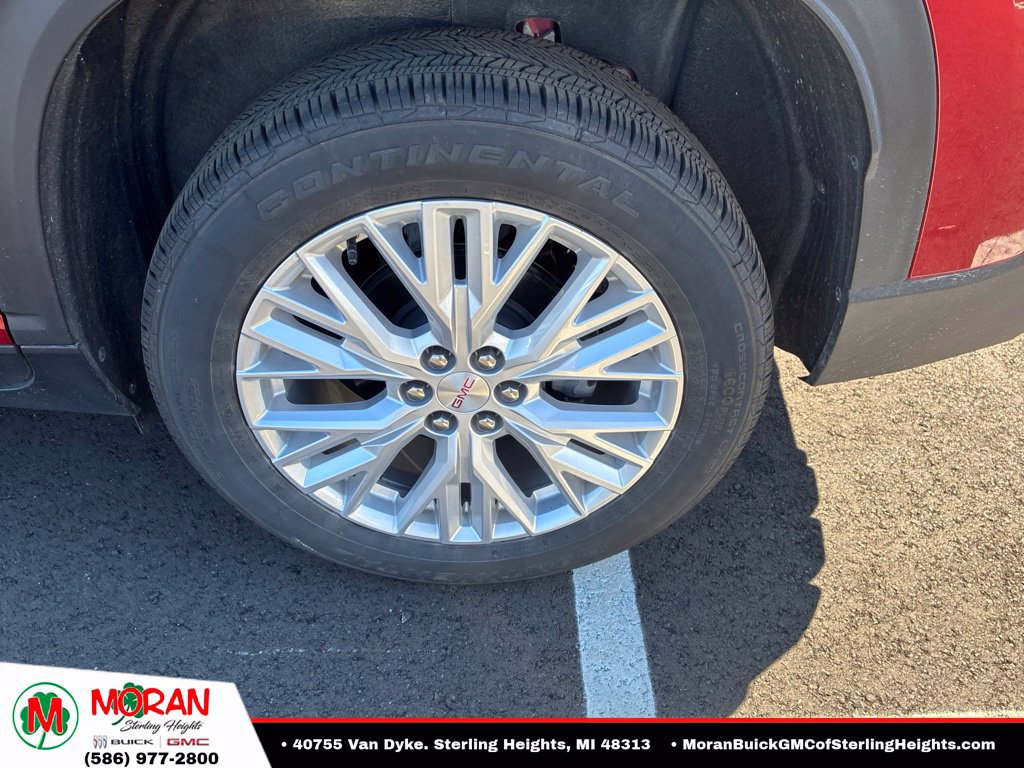 Used 2024 GMC Acadia Elevation w/ Luxury Package FWD image 8