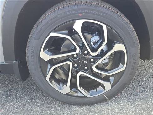 New 2026 Chevrolet Trax RS w/ Driver Confidence Package FWD image 15