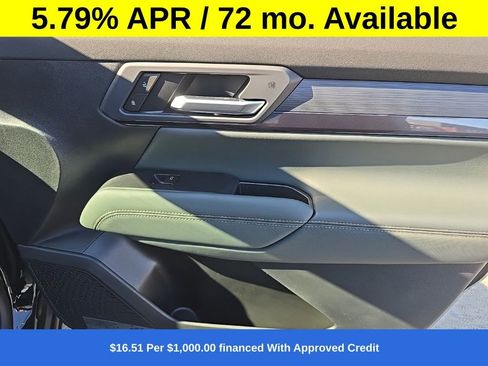 New 2026 GMC Terrain AT4 w/ Technology Package II AWD/4WD image 9