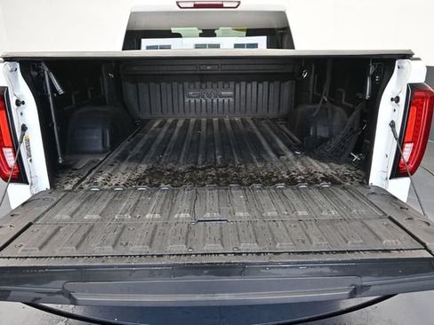 Used 2023 GMC Sierra 1500 SLT w/ SLT Convenience Package AWD/4WD image 46