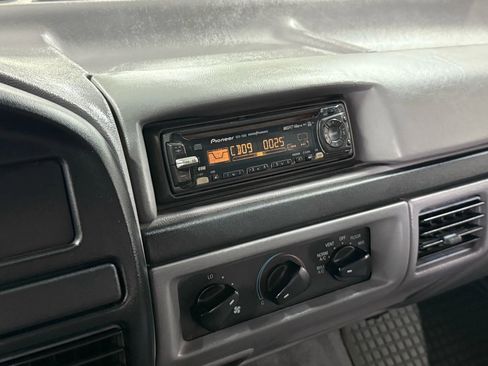 Used 1997 Ford F250 4x4 SuperCab Heavy Duty image 19