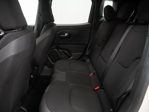 Used 2022 Jeep Renegade Altitude w/ Convenience Group image 19