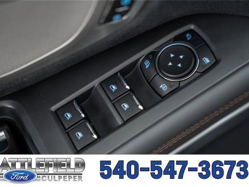 New 2025 Ford Expedition Active image 43