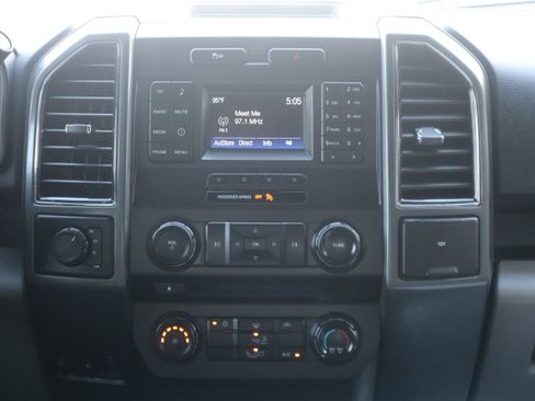Used 2017 Ford F150 XLT AWD/4WD image 13