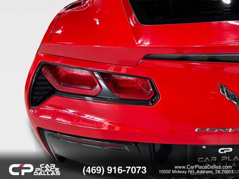 Used 2017 Chevrolet Corvette Stingray Coupe w/ 1LT RWD image 14