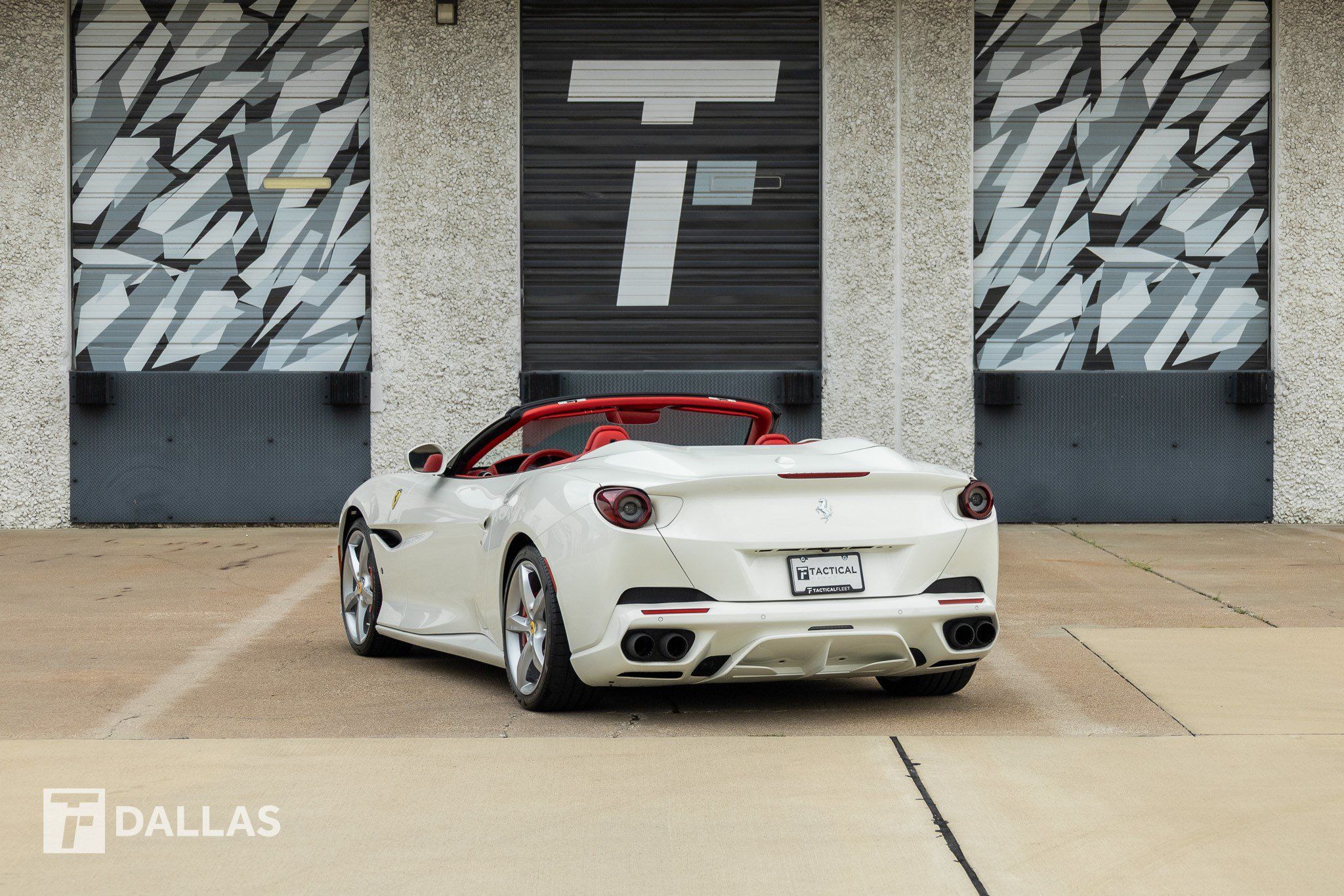 Used 2019 Ferrari Portofino RWD image 11