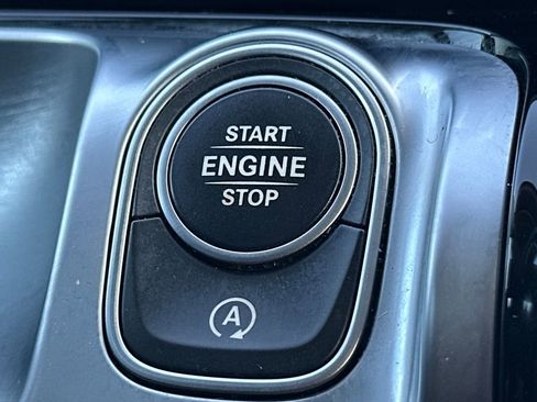 Certified 2022 Mercedes-Benz GLB 250 4MATIC image 22