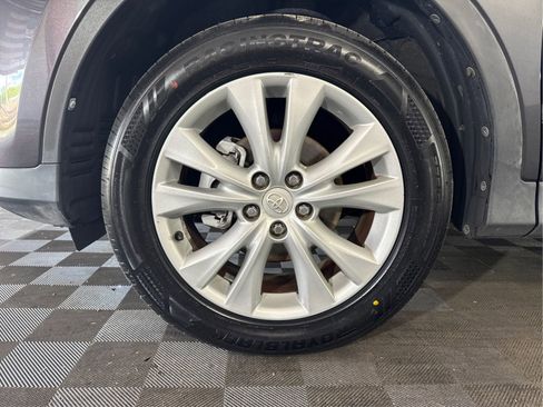 Used 2013 Toyota RAV4 Limited AWD/4WD image 21