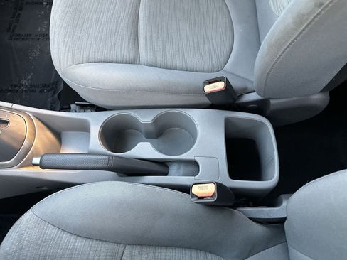 Used 2017 Hyundai Accent SE image 21