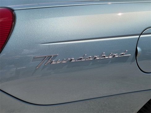 Used 2002 Ford Thunderbird image 10
