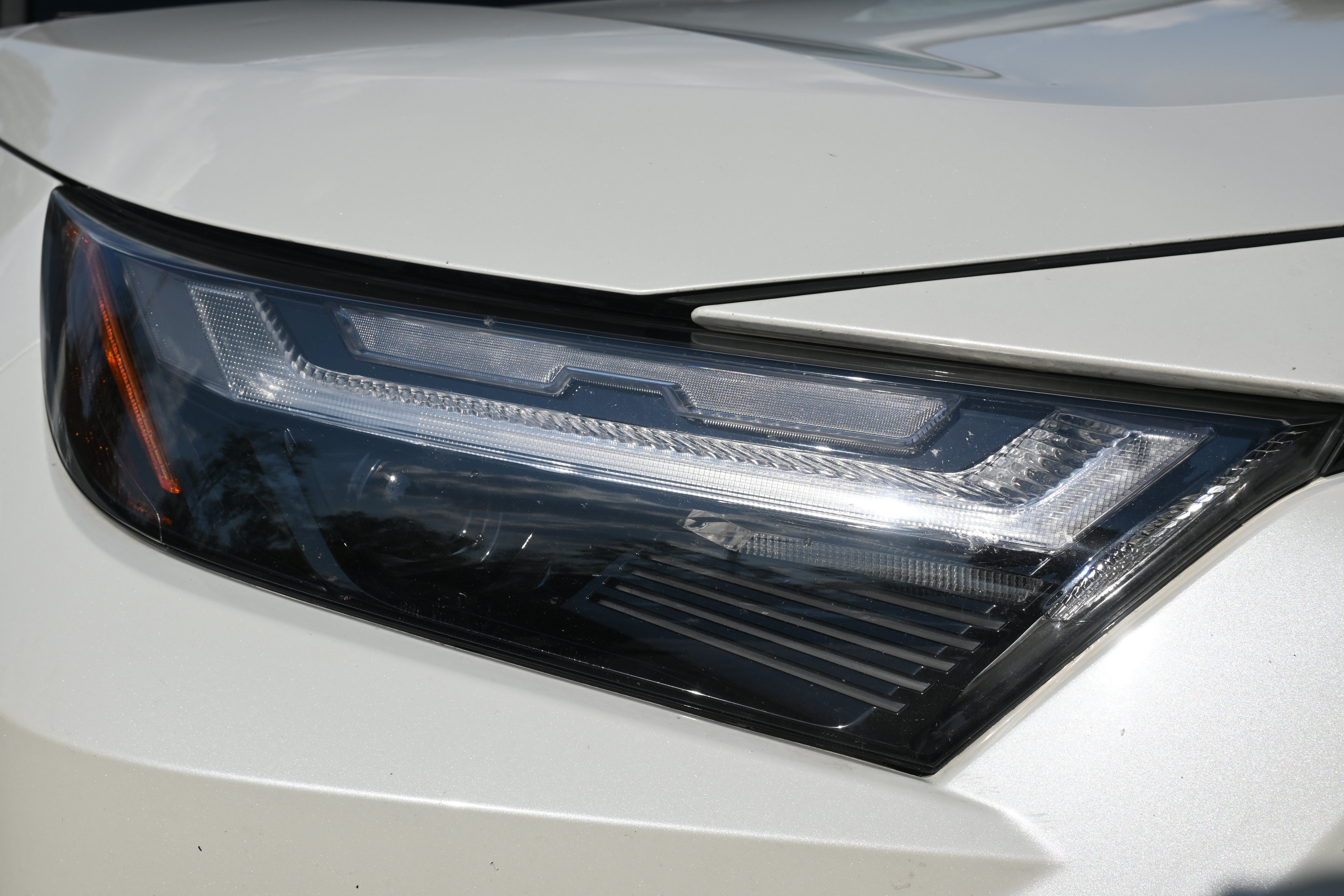 Used 2022 Toyota RAV4 XSE AWD/4WD image 11