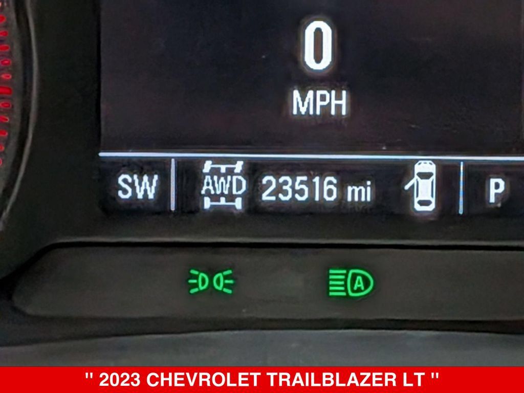 Used 2023 Chevrolet TrailBlazer LT w/ Convenience Package AWD/4WD image 20