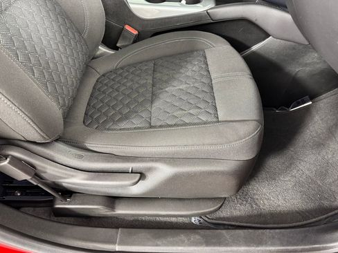 Used 2022 Chevrolet Blazer LT image 32