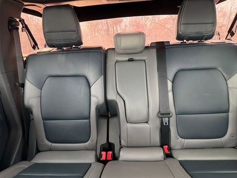 Used 2022 Ford Bronco Outer Banks w/ Sasquatch Package image 24