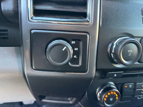 Used 2018 Ford F150 XLT image 24