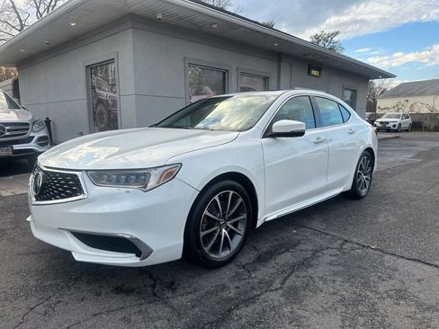 Used 2018 Acura TLX V6 SH-AWD w/ Technology Pkg image 3