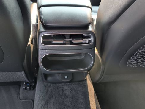 Used 2025 Genesis GV70 2.5T AWD/4WD image 24