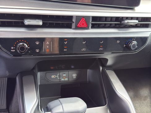 New 2026 Kia Sorento LX image 14