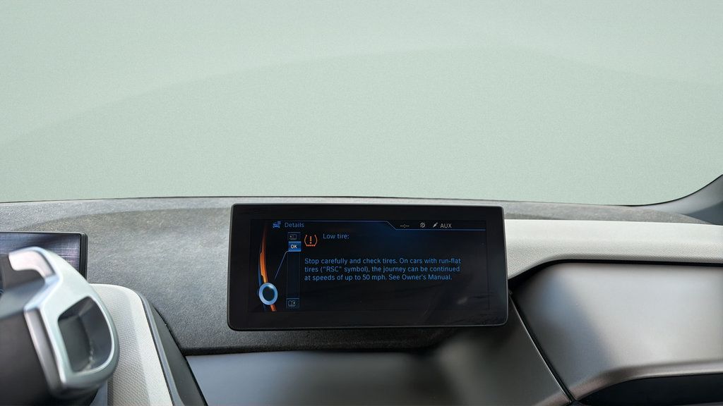 Used 2016 BMW i3 w/ Range Extender RWD image 17