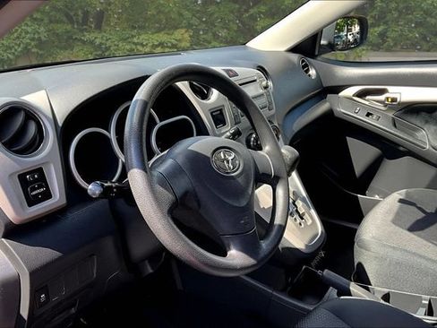 Used 2010 Toyota Matrix FWD image 15