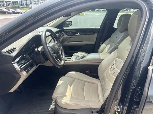 Used 2018 Cadillac CT6 Luxury AWD/4WD image 35