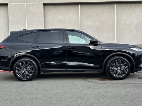 Certified 2023 Acura MDX A-Spec image 3