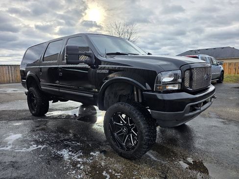 Used 2001 Ford Excursion Limited image 2