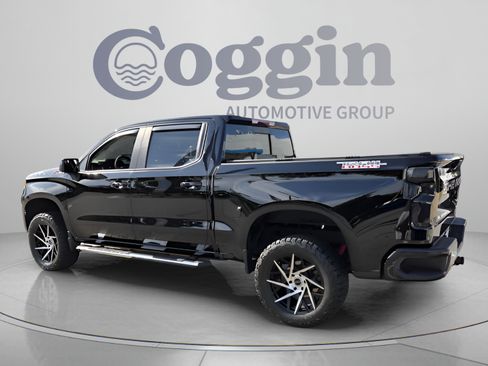 Used 2023 Chevrolet Silverado 1500 LT Trail Boss w/ Convenience Package II AWD/4WD image 3