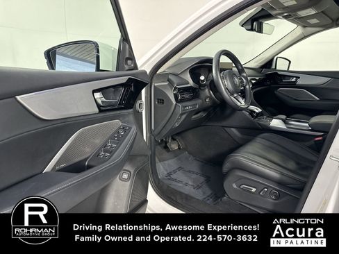 Certified 2023 Acura MDX SH-AWD w/ Technology Package image 4