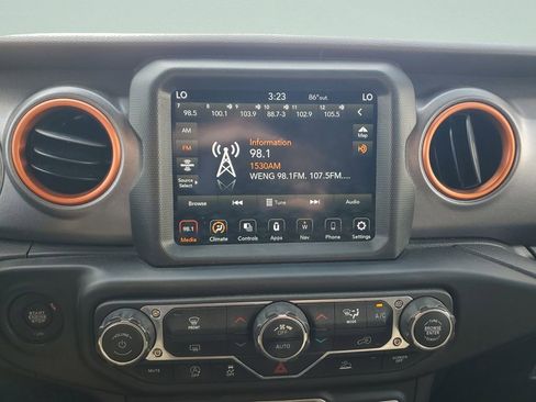 Used 2022 Jeep Gladiator Mojave w/ Trailer Tow Package image 45