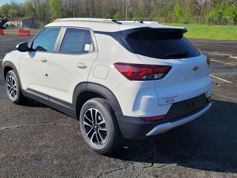 New 2026 Chevrolet TrailBlazer LT FWD image 9