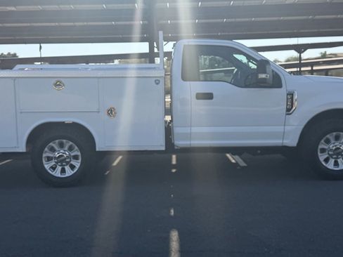 Used 2022 Ford F250 XL w/ STX Appearance Package RWD image 6