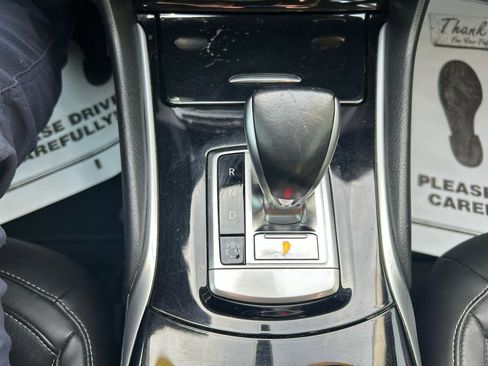 Used 2018 INFINITI QX30 image 26