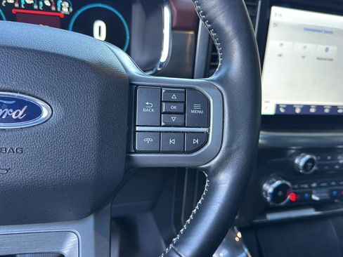 Used 2022 Ford F150 Lariat image 19