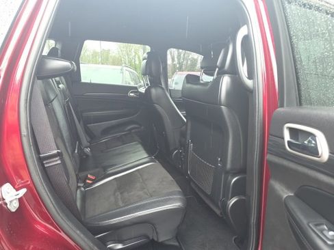Used 2020 Jeep Grand Cherokee Altitude image 23