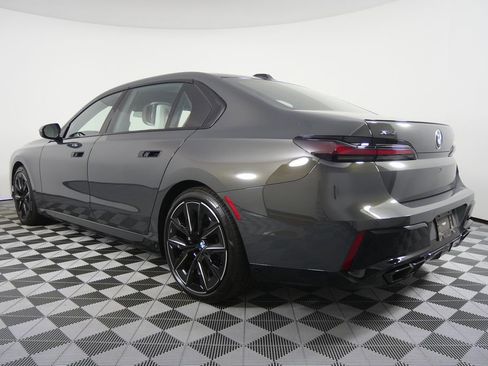 Certified 2023 BMW 760i xDrive 760i xDrive w/ Executive Package image 5