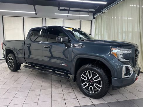 Used 2019 GMC Sierra 1500 AT4 w/ AT4 Premium Package image 3
