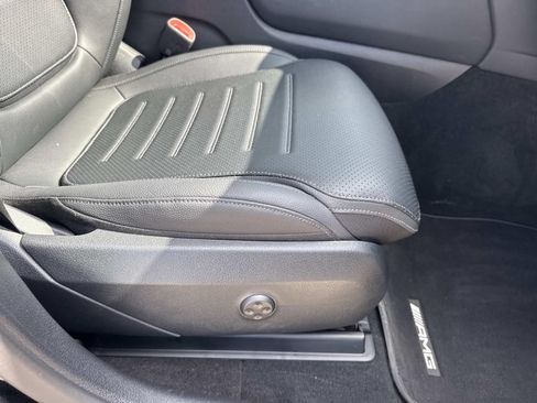 Used 2026 Mercedes-Benz GLC 300 4MATIC image 12