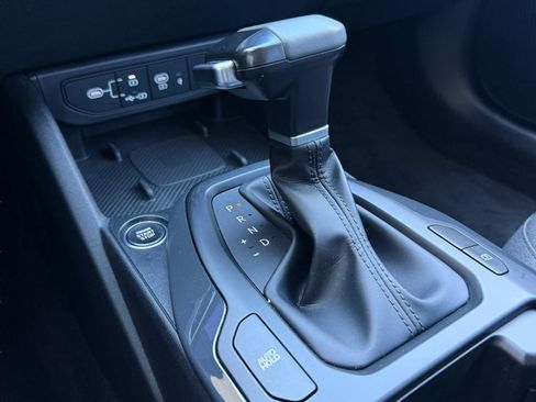 Used 2025 Kia K4 EX FWD image 36