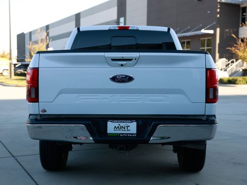 Used 2020 Ford F150 Lariat image 11