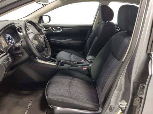 Used 2019 Nissan Sentra SV FWD image 17