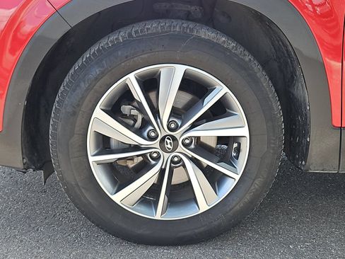 Used 2019 Hyundai Santa Fe AWD image 24