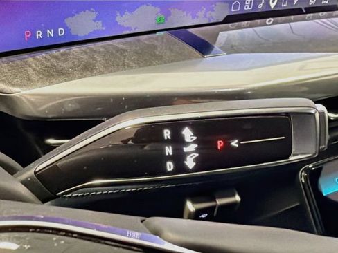 Certified 2025 Cadillac Escalade IQ Sport 2 w/ LPO, ONYX Package AWD/4WD image 16