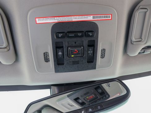Used 2022 Toyota Camry XSE w/ Navigation Package image 28