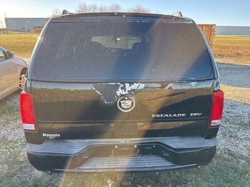 Used 2003 Cadillac Escalade ESV Base w/ Marketing Vehicle Package image 9